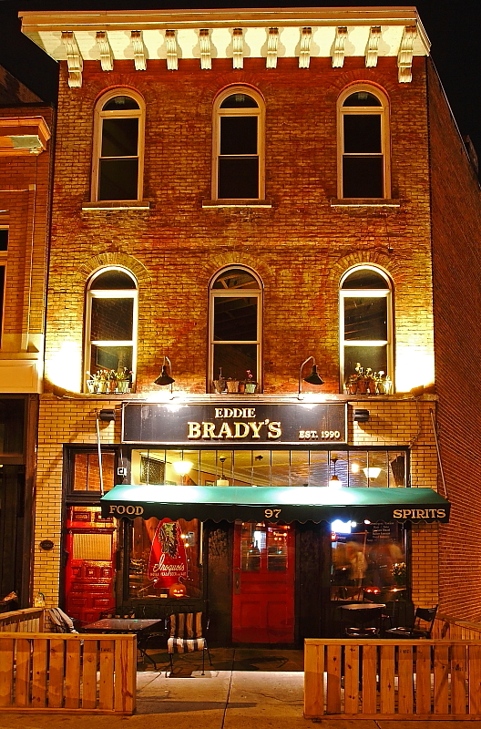 Eddie Bradys Tavern