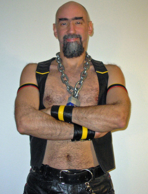 a leather master kinky dungeon daddy trainer pics.jpg