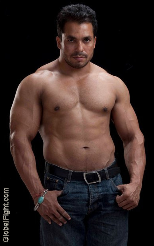 pakistani hot muscled muscular bodybuilder tanned mans photos.jpg