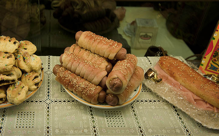 Pigs in a marzipan blanket