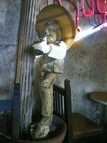 sentry at Los Caballeros.jpg