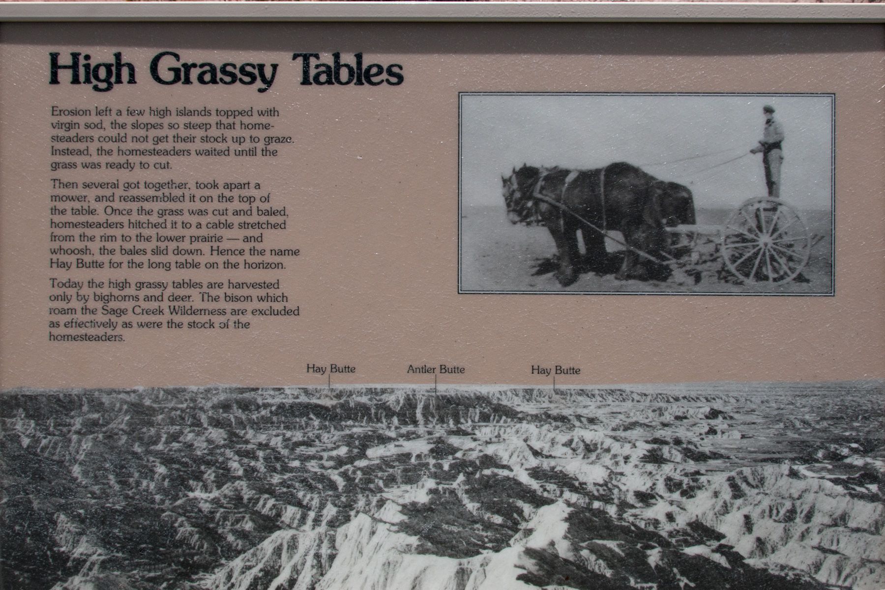 Badlands SD Buttes Sign.jpg