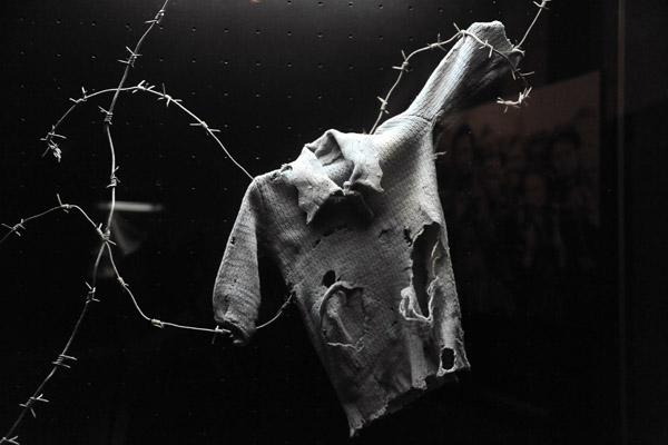Ripped shirt and barbed wire - Great Patriotic War Museum