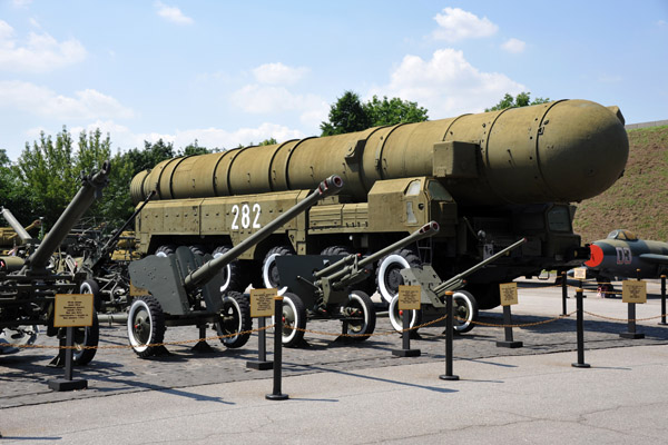 Artillery and a mobile missile launcher, Exhibition of Military Equipment, Kiev