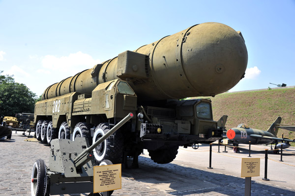 RSD-10 Pioneer Rocket Launcher (SS-20) intermediate range ballistic missile removed from service in 1988 under the INF Treaty