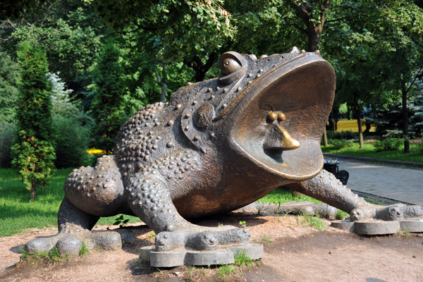 Monument to the Frog, Kyiv