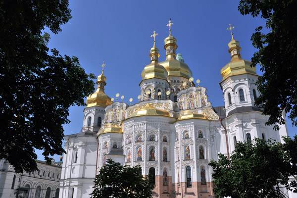 Back side of Uspensky Cathedral, Lavra Monastery