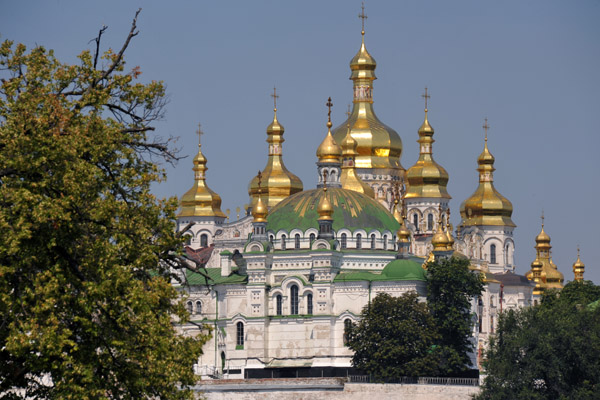 Golden domes of Uspensky Cathedral and the Refectory Church, Lavra Monastery