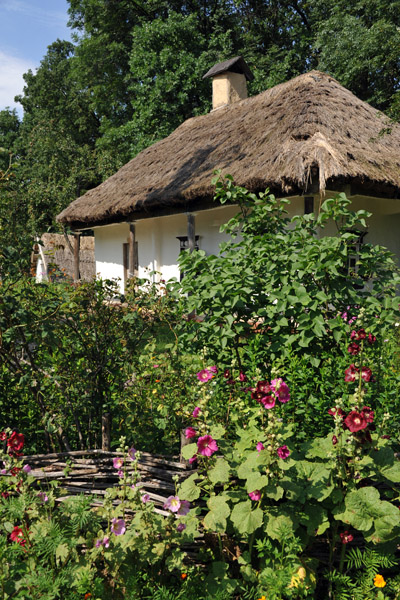 Garden of the Krasna Popivka Farmstead