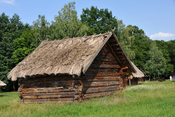 Log cabin from the village of Samara, 1587, Volynska Region