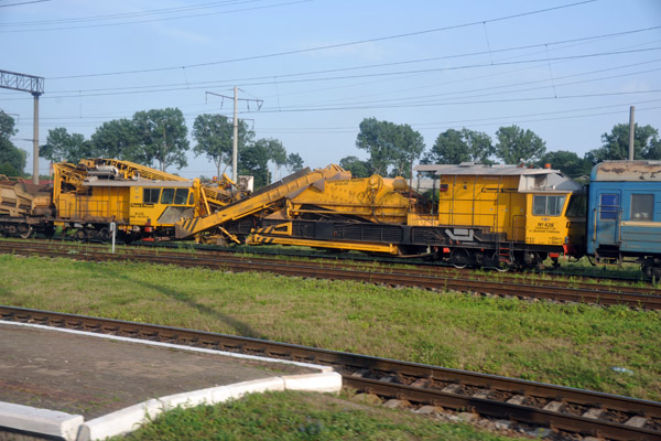 Rolling Crushed Stone Machine (RM 80-UHR), Brody, Ukraine