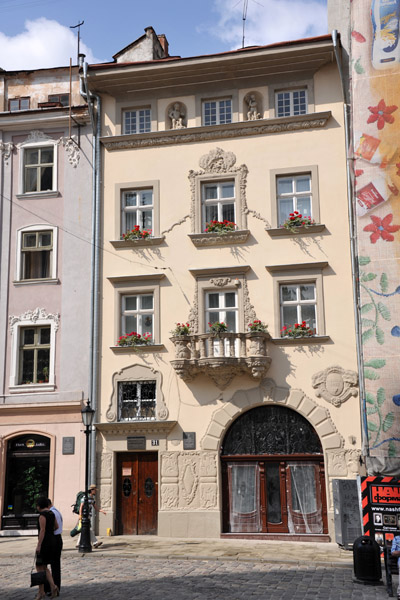 Rynok Square 31, Lviv