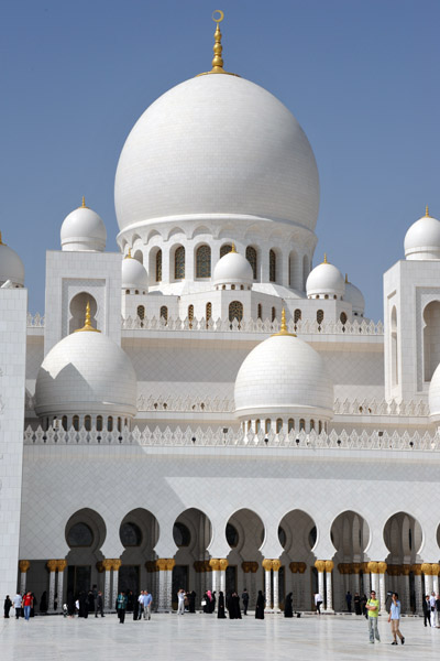 Central domes, Sheikh Zayed Mosque