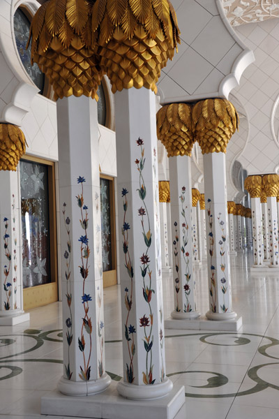 Arcade columns - Sheikh Zayed Mosque