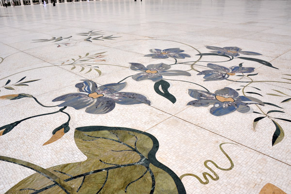 Floral mosaics of the Great Courtyard, Sheikh Zayed Mosque