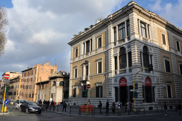 Museo Napoleonico - Piazza di Ponte Umberto I