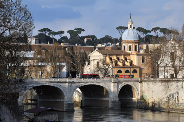 Ponte Cavour and the blue dome of San Carlo al Corso