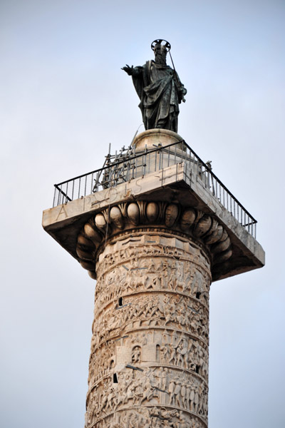 The statue of Marcus Aurelius was replaced with St. Paul in 1589