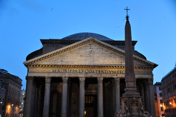 Pantheon, as dusk