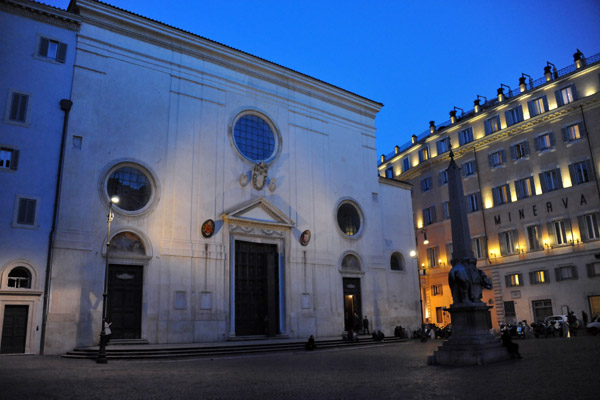 Santa Maria sobra Minerva, at night