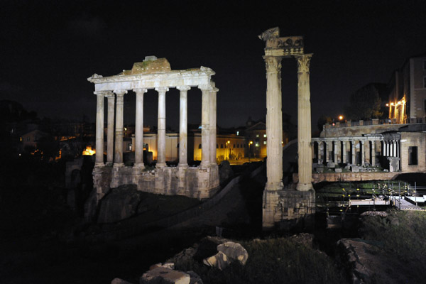 Foro Romano - Tempio di Vespasiano & Tempio di Saturno