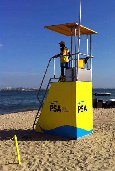 PSA lifeguard tower, Ilha do Mussulo