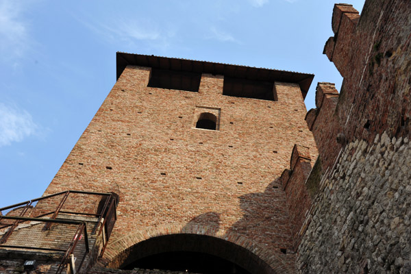 Gatehouse tower, Castelvecchio