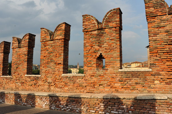 Brick battlements of Ponte Scaligero, Verona