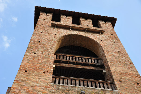 Gatehouse tower, Castelvecchio