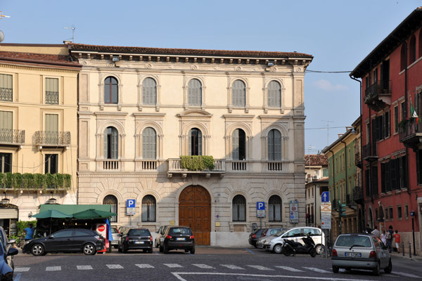 Corso Castelvecchio