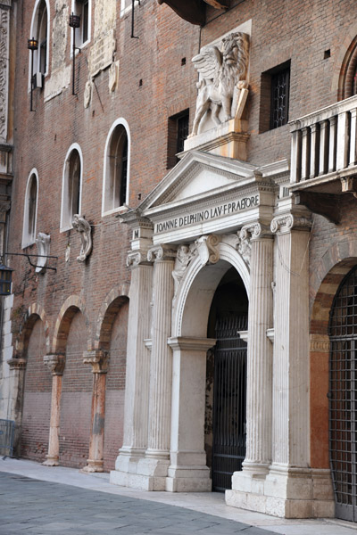 Cortile del Tribunale