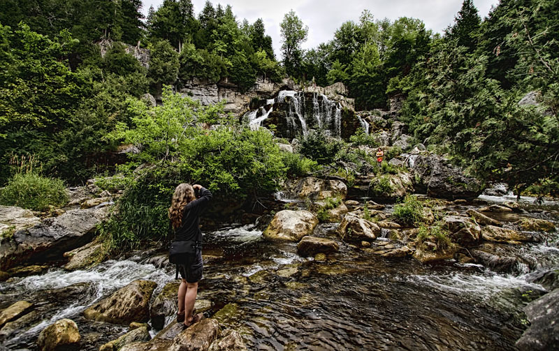 Shooting at Inglis Falls