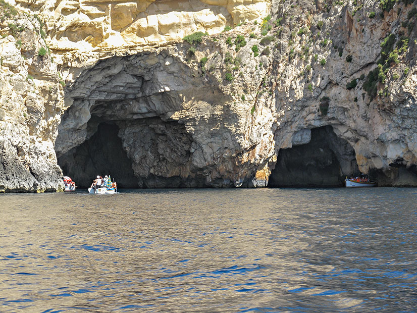 G10_0268.jpg The Blue Grotto - Zurrieq -  A Santillo 2009