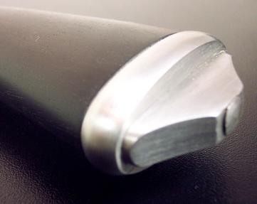 pommel_180.jpg