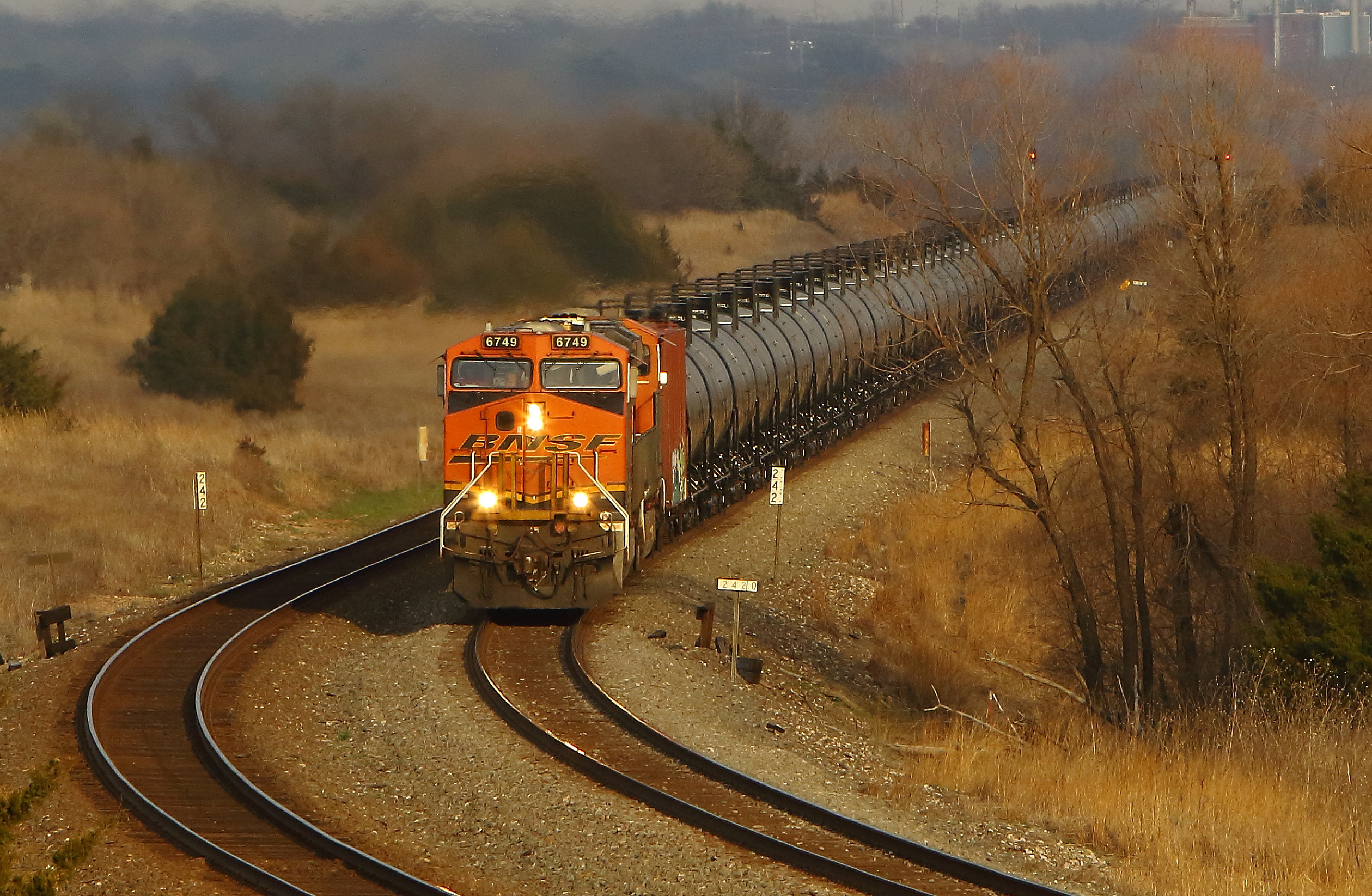 Roland_Station_KS_BNSF_6741_West_318628_PM.JPG