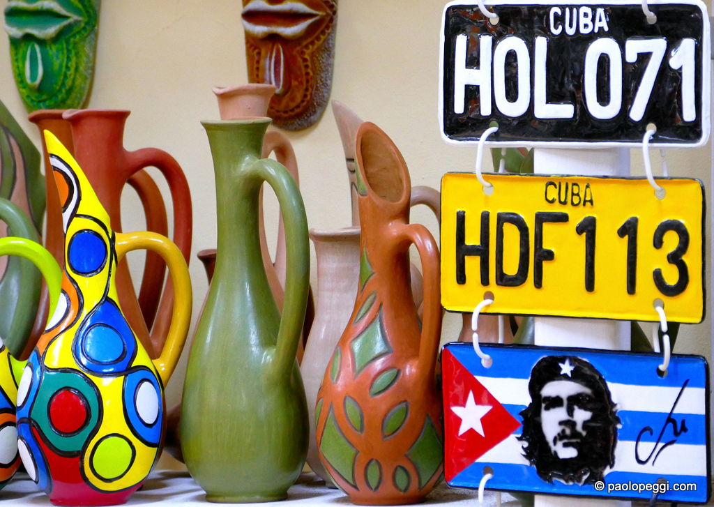 Hand Made Pottery Alfarero Casa Chichi Trinidad,Cuba