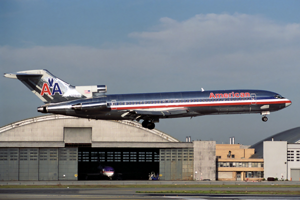 AMERICAN BOEING 727 200 JFK RF 332 9.jpg