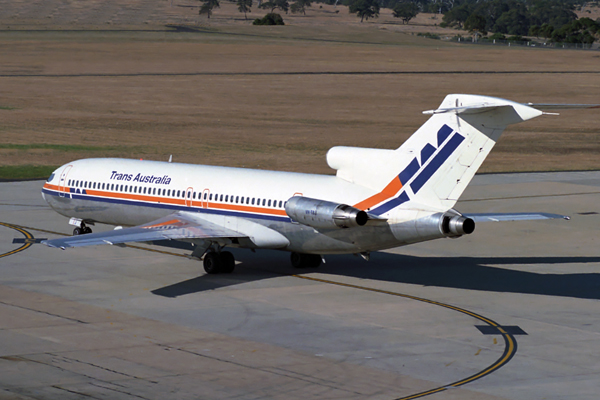 TRANS AUSTRALIA BOEING 727 200 MEL RF 126 28.jpg