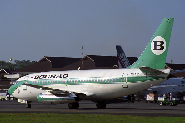 BOURAQ BOEING 737 200 SUB RF 1837 30.jpg