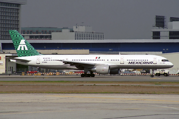 MEXICANA BOEING 757 200 LAX RF 1512 35.jpg