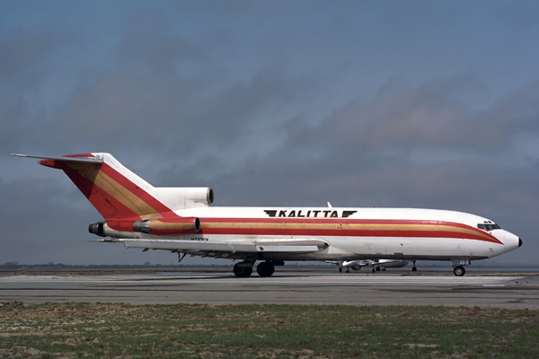 KALITTA BOEING 727 100F JFK RF 546 4.jpg