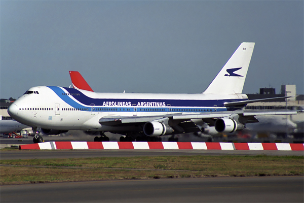 AEROLINEAS ARGENTINAS BOEING 747 200 SYD RF 1495 10.jpg