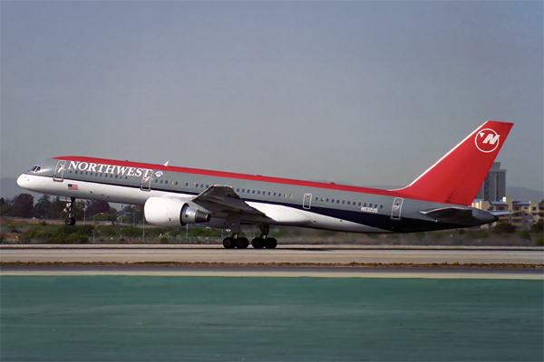 NORTHWEST BOEING 757 200 LAX RF 1082 16.jpg