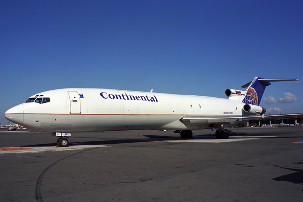 CONTINENTAL DHL BOEING 727 200F GMP RF 1442 1.jpg