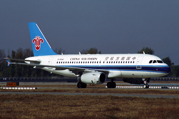 CHINA SOUTHERN AIRBUS A319 BJS RF 1901 36.jpg