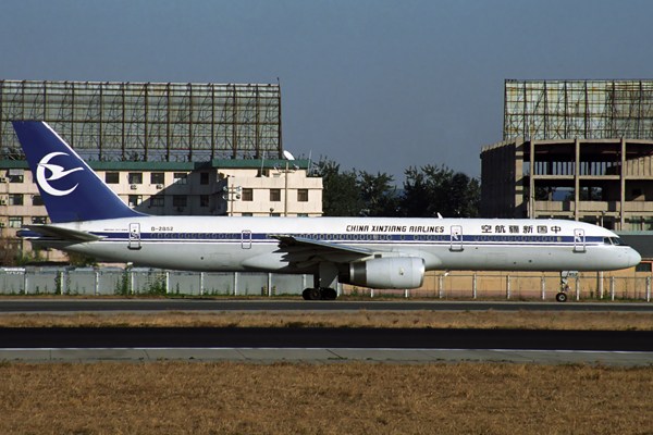 CHINA XINJIANG AIRLINES BOEING 757 200 BJS RF 1902 22.jpg