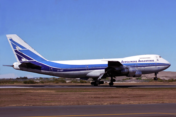 AEROLINEAS ARGENTINA BOEING 747 200 SYD RF 305 14.jpg