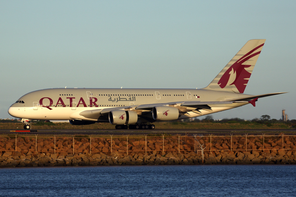 QATAR AIRBUS A380 SYD RF 5K5A7212.jpg