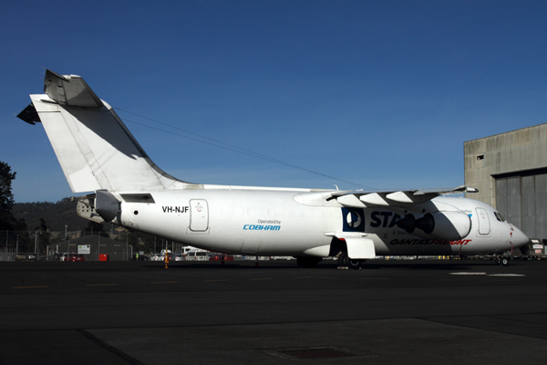 COBHAM QANTAS FREIGHT STARTRACK BAE 146 300QT HBA IMG_2518.jpg