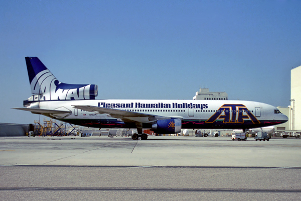 AMERICAN TRANS AIR L1011 LAX RF 1265 6.jpg